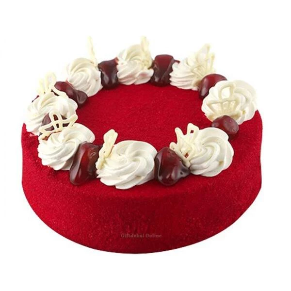 Round Shape Red Velvet Sponge Cake with White Cream: Red Velvet Birthday Cake