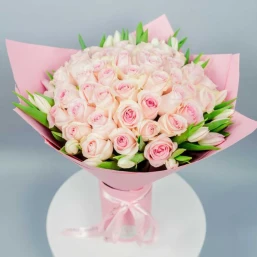 25 Pink Rose Bouquet