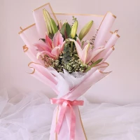 Small Lily Bouquet