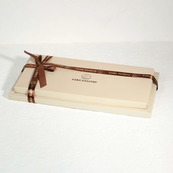 Luxury Assorted Chocolate Gift Box with premium chocolates arranged in elegant gift tray – Dubai chocolate gift delivery