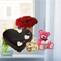 Heart Shape mixed flavour cake Combo