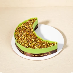 Pistachio Brulee Moon Cake