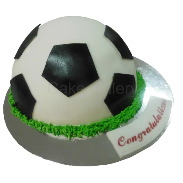 Football Birthday Cake: football birthday cake