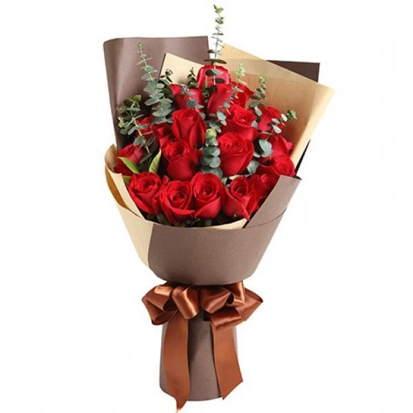 Charming Beauty Bouquet: Dubai Flowers Online