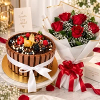 kitkat cake flower combo